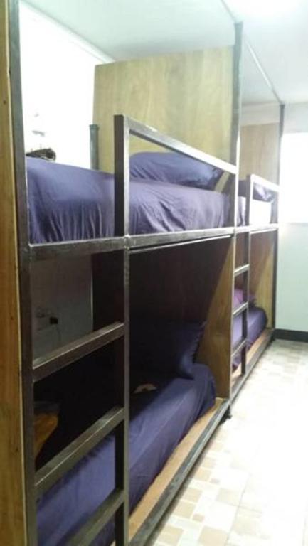 Rest Inn Dormitory Guesthouse Bangkok Exterior photo